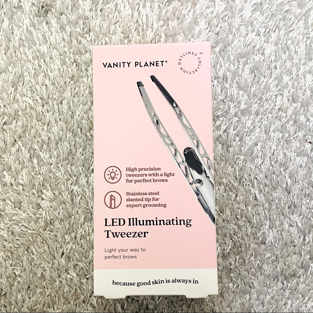 LED Illuminating Tweezer